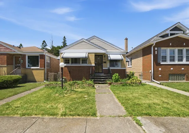 1st image of 624 Marshall Ave, Bellwood, IL 60104 | MLS# 12717892