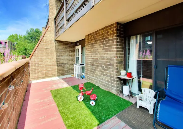 Photo 3 of Townhouse for sale at 1312 Kenneth Cir, Elgin, IL 60120 | MLS# 12717897 | Listing updated on 2026-09-15