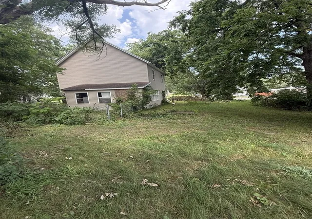 4th image of 2132 9th St, Rock Island, IL 61201 | MLS# 12717902