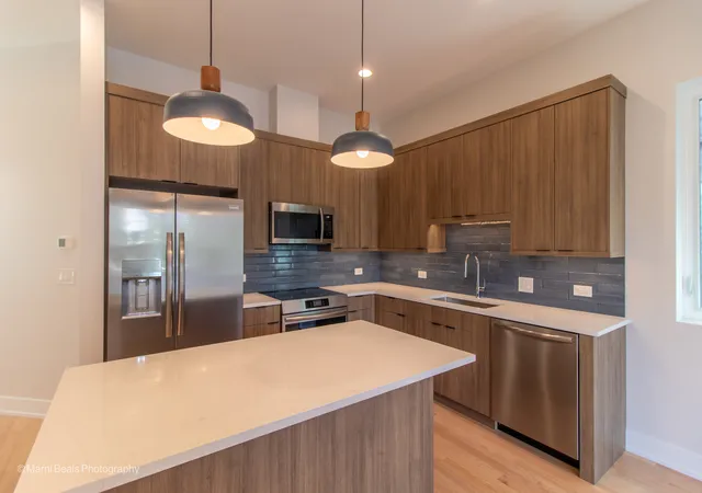 3rd image of 6852 S Langley Ave, Chicago, IL 60637 | MLS# 12717920