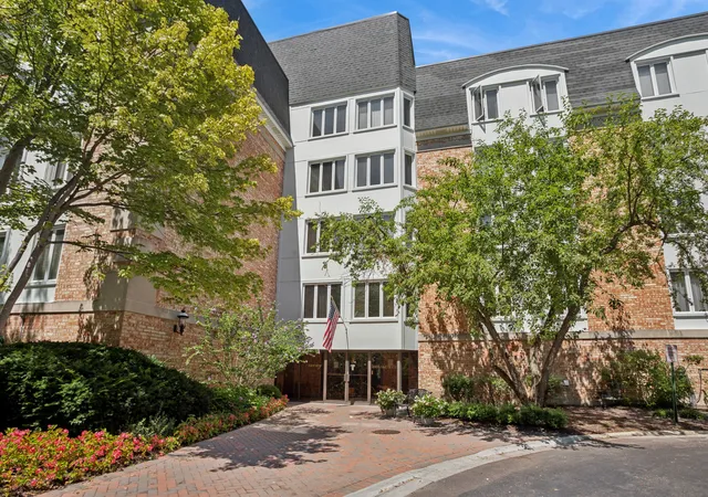 Photo 1 of Condo for sale at 200 Lake Blvd #428, Buffalo Grove, IL 60089 | MLS# 12717933 | Listing updated on 2026-08-15