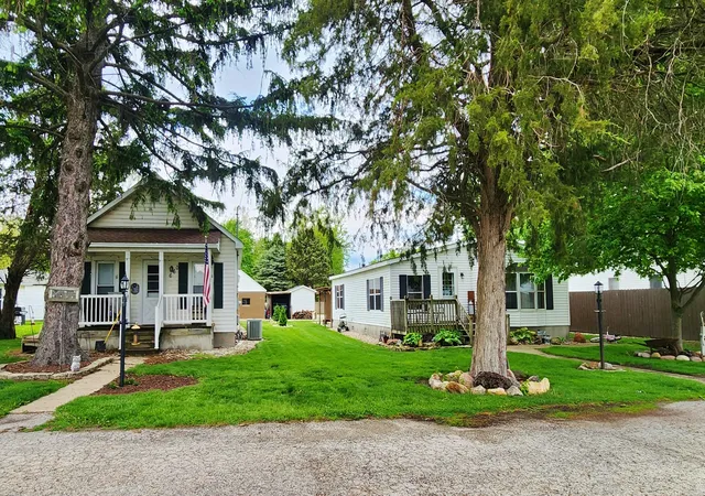 1st image of 650 & 660 W Elm St, South Wilmington, IL 60474 | MLS# 12717939