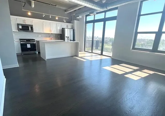 Photo 2 of Condo for sale at 833 W 15th Place #814, Chicago, IL 60608 | MLS# 12717987 | Listing updated on 2026-08-06