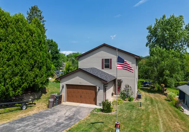 Photo 2 of Single family home for sale at 24724 74th Street, Paddock Lake, WI 53168 | MLS# 12718029 | Listing updated on 2026-10-09
