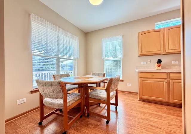 Photo 3 of Single family home for sale at 2 Suffolk Way, Grayslake, IL 60030 | MLS# 12718045 | Listing updated on 2026-09-13