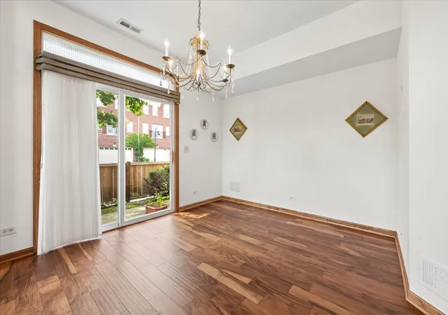 Photo 4 of Townhouse for sale at 2351 Crystal Rd, Northbrook, IL 60062 | MLS# 12718093 | Listing updated on 2026-09-25