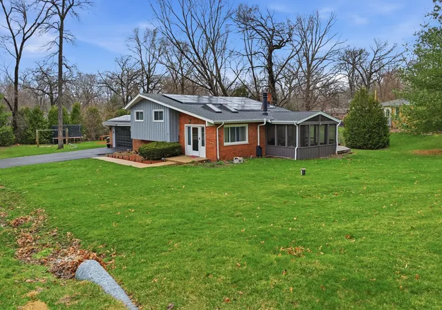 Photo 2 of Single family home for sale at 3n539 Woodland Ave, West Chicago, IL 60185 | MLS# 12718094 | Listing updated on 2026-09-13