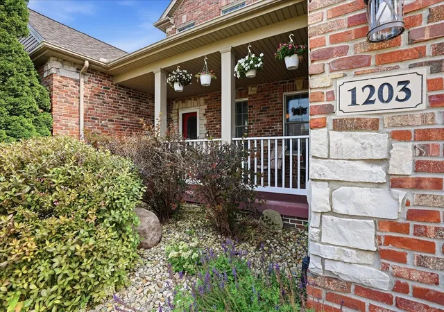 Photo 2 of Single family home for sale at 1203 Silver Oak Cir, Normal, IL 61761 | MLS# 12718118 | Listing updated on 2026-09-14