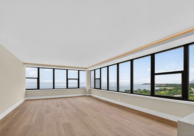 4th image of 5801 N Sheridan Rd #20D, Chicago, IL 60660 | MLS# 12718122