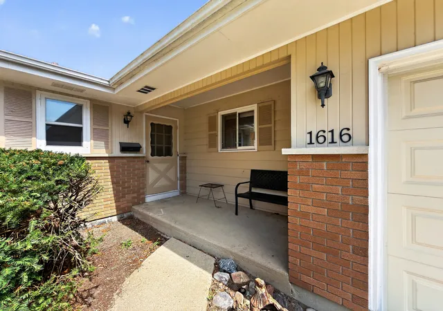 Photo 2 of Single family home for sale at 1616 Margaret Ln, De Kalb, IL 60115 | MLS# 12718166 | Listing updated on 2026-09-12