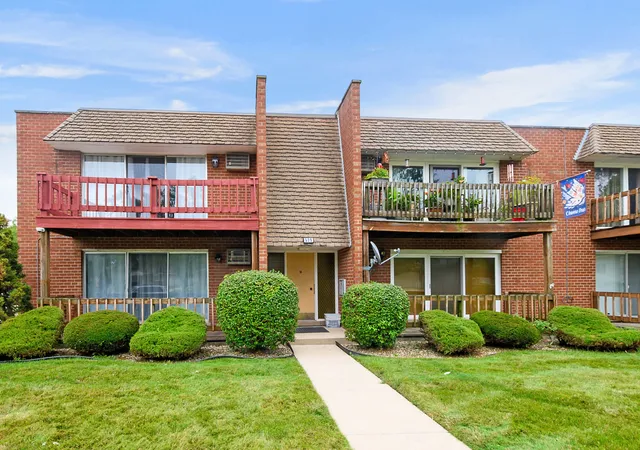 Photo 1 of Condo for sale at 539 N Pleasant Dr #2C, Glenwood, IL 60425 | MLS# 12718168 | Listing updated on 2026-09-07
