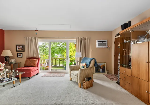 Photo 3 of Condo for sale at 539 N Pleasant Dr #2C, Glenwood, IL 60425 | MLS# 12718168 | Listing updated on 2026-09-07