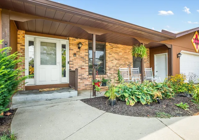 Photo 4 of Single family home for sale at 3222 N Silver Ridge Dr, Oregon, IL 61061 | MLS# 12718253 | Listing updated on 2026-08-04