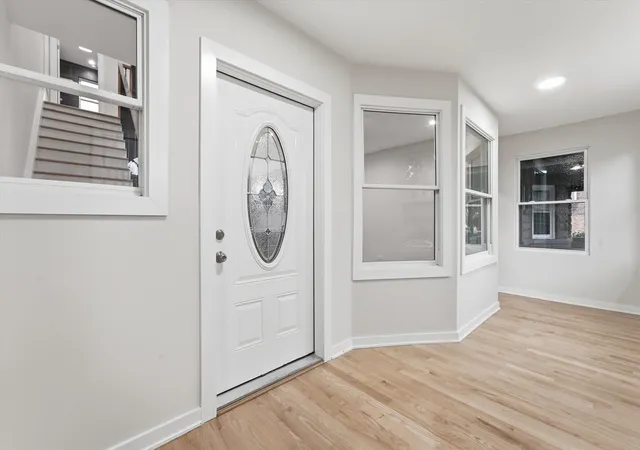 Photo 4 of Sale Pending at 821 N Lockwood Ave, Chicago, IL 60651 | MLS# 12718260 | Listing updated on 2026-08-25