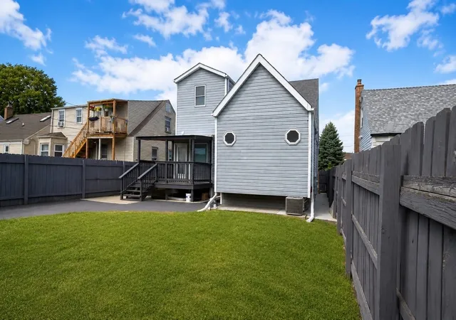 Photo 2 of Sale Pending at 10727 S Kedzie Ave, Chicago, IL 60655 | MLS# 12718266 | Listing updated on 2026-08-21