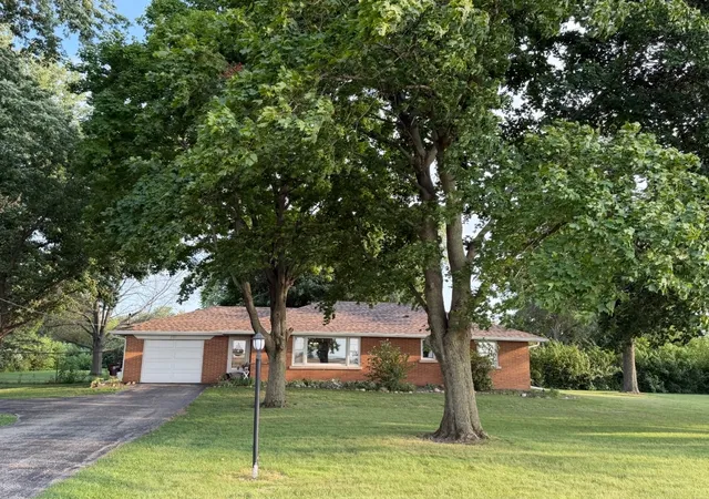 Single family home for sale at 2694 W 3000s Rd S, Kankakee, IL 60901 | MLS# 12718307