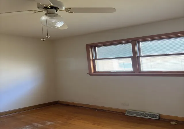 Photo 4 of Sale Pending at 6022 S Natoma Ave, Chicago, IL 60638 | MLS# 12718326 | Listing updated on 2026-08-11