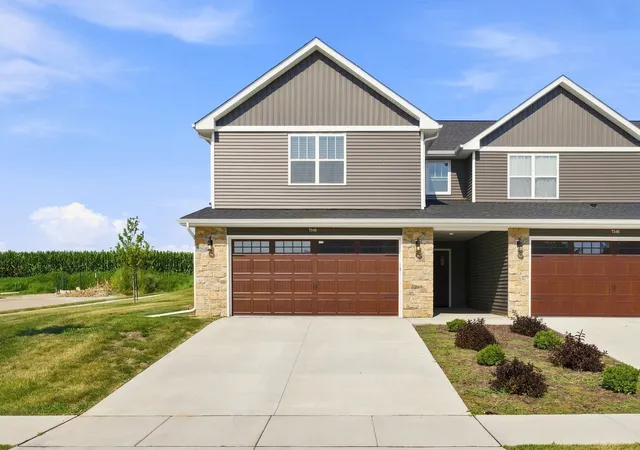 Condo for sale at 7142 Grove Xing, Bettendorf, IA 52722 | MLS# 12718361