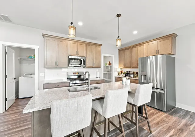Photo 4 of Condo for sale at 7142 Grove Xing, Bettendorf, IA 52722 | MLS# 12718361 | Listing updated on 2026-10-11
