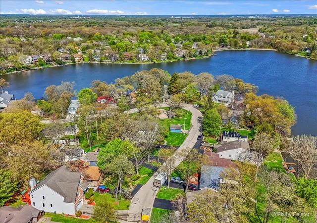 Photo 2 of Single family home for sale at 21428 W Crescent Dr, Mundelein, IL 60060 | MLS# 12718393 | Listing updated on 2026-08-31