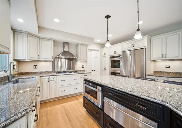 Photo 3 of Single family home for sale at 21488 N Pheasant Trl, Deer Park, IL 60010 | MLS# 12718402 | Listing updated on 2026-09-23