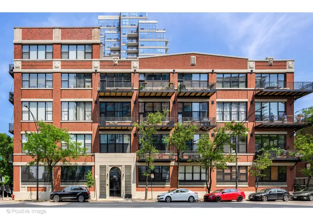 Photo 1 of Sale Pending at 1601 S Indiana Ave #503, Chicago, IL 60616 | MLS# 12718403 | Listing updated on 2026-09-03