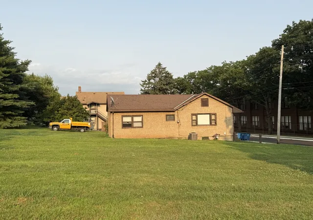 10th image of 311 6th St, Peru, IL 61354 | MLS# 12718413