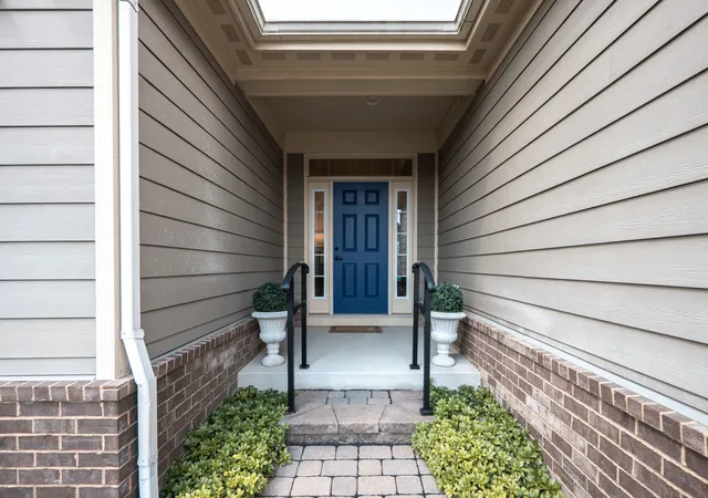 2nd image of 3812 Ridge Pointe Dr, Geneva, IL 60134 | MLS# 12718428