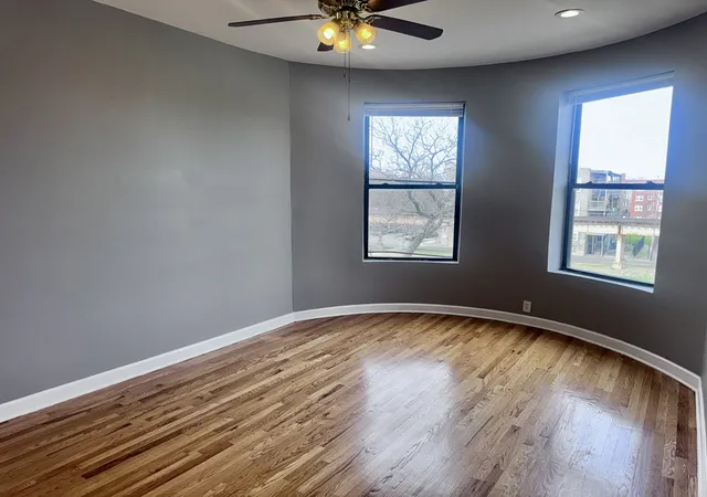 Photo 3 of Sale Pending at 4949 S Calumet Ave #3S, Chicago, IL 60653 | MLS# 12718485 | Listing updated on 2026-08-07