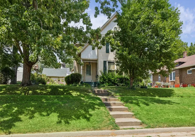 Single family home for sale at 815 12th Avenue, Fulton, IL 61252 | MLS# 12718508