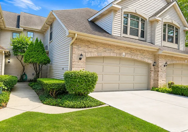 Photo 1 of Sale Pending at 169 Springdale Ln, Bloomingdale, IL 60108 | MLS# 12718582 | Listing updated on 2026-08-08