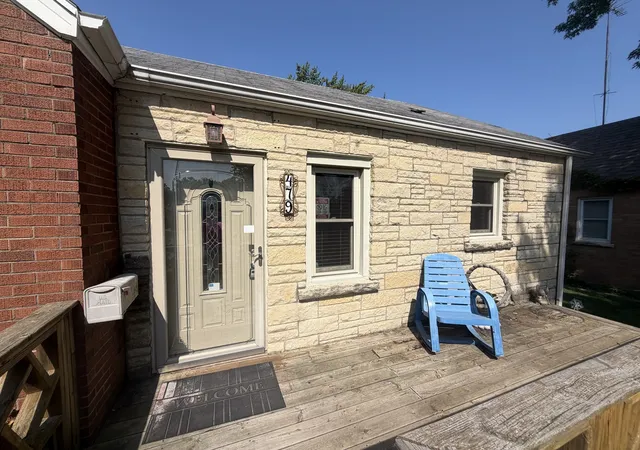 2nd image of 479 S Winfield Ave, Kankakee, IL 60901 | MLS# 12718590