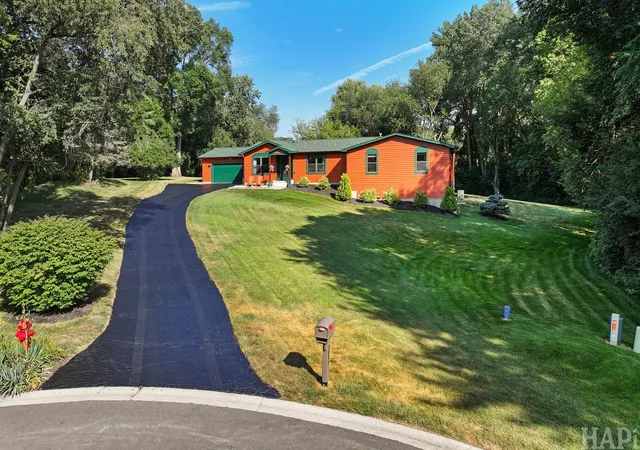 Photo 2 of Single family home for sale at 1375 Dunns Ct, Fox Lake, IL 60020 | MLS# 12718603 | Listing updated on 2026-09-12