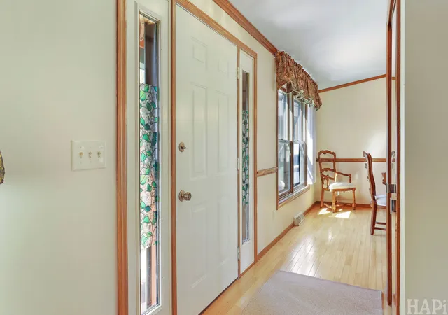 Photo 3 of Single family home for sale at 1375 Dunns Ct, Fox Lake, IL 60020 | MLS# 12718603 | Listing updated on 2026-09-26
