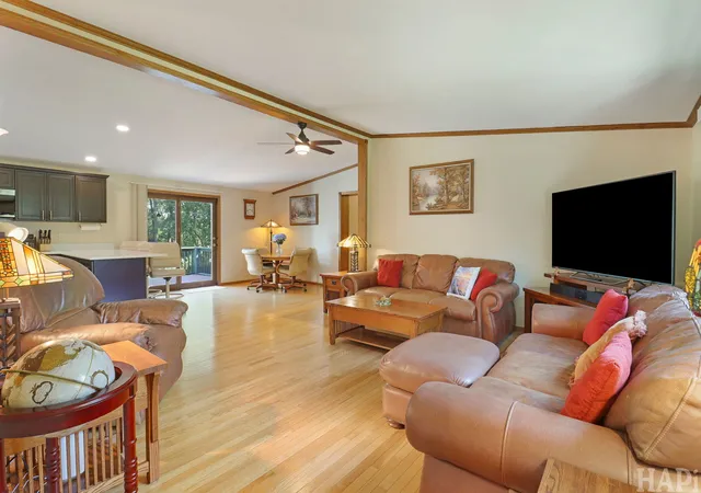 Photo 3 of Single family home for sale at 1375 Dunns Ct, Fox Lake, IL 60020 | MLS# 12718603 | Listing updated on 2026-09-26