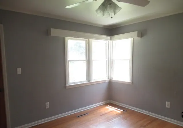 Photo 3 of Single family home for sale at 219 S Line St, Duquoin, IL 62832 | MLS# 12718674 | Listing updated on 2026-10-06