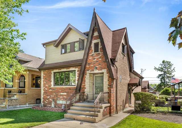 1st image of 3509 Cuyler Ave, Berwyn, IL 60402 | MLS# 12718676