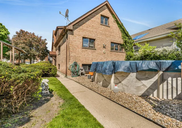 5th image of 3509 Cuyler Ave, Berwyn, IL 60402 | MLS# 12718676