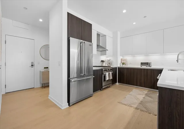Photo 3 of Condo for sale at 1648 W Division St #707, Chicago, IL 60622 | MLS# 12718681 | Listing updated on 2026-09-14