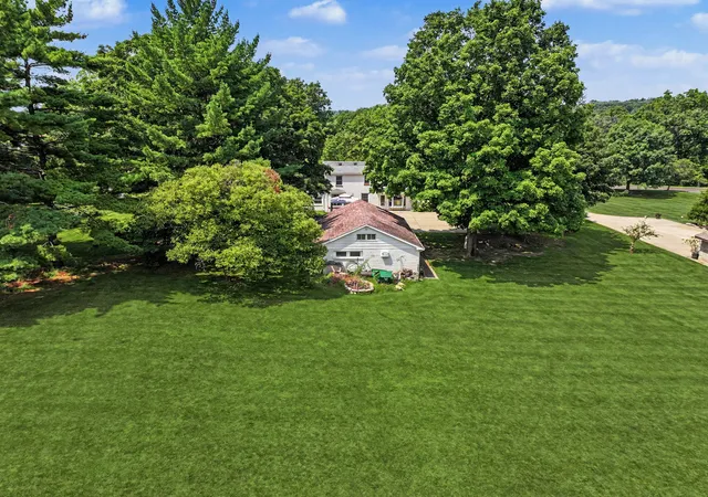 Photo 2 of Single family home for sale at 9000 Wolf Rd, Burr Ridge, IL 60527 | MLS# 12718701 | Listing updated on 2026-08-06