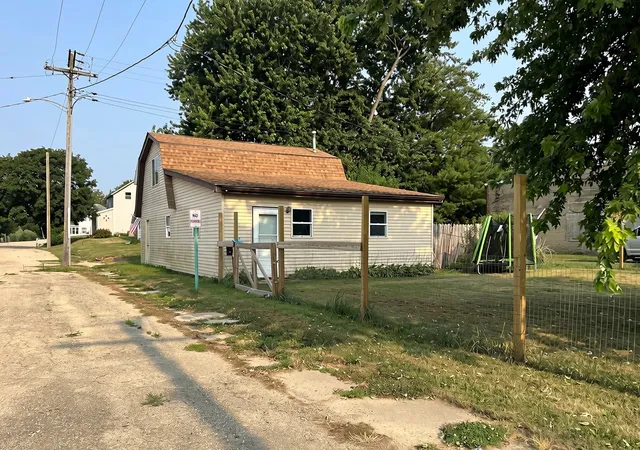 2nd image of 101 Main St, Leaf River, IL 61047 | MLS# 12718703