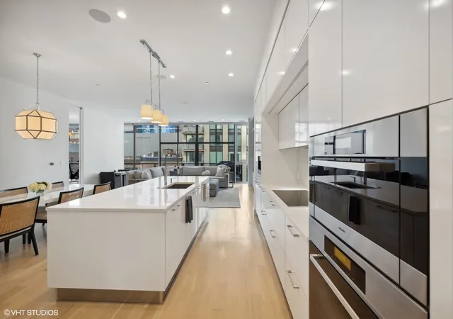 Listing Photo 5 - Condo for sale in building located at 747 N Clark St, Chicago, IL 60654 - Unit #401
