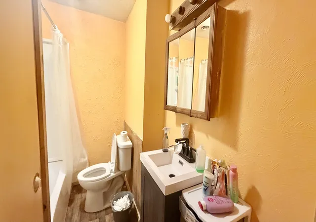 Photo 8 of Single family home for sale at 1407 S Sycamore St, Centralia, IL 62801 | MLS# 12718776 | Listing updated on 2026-10-27