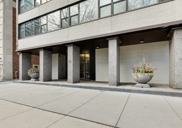 Photo 2 of Condo for sale at 1540 N State Pkwy #8C, Chicago, IL 60610 | MLS# 12718829 | Listing updated on 2026-08-04