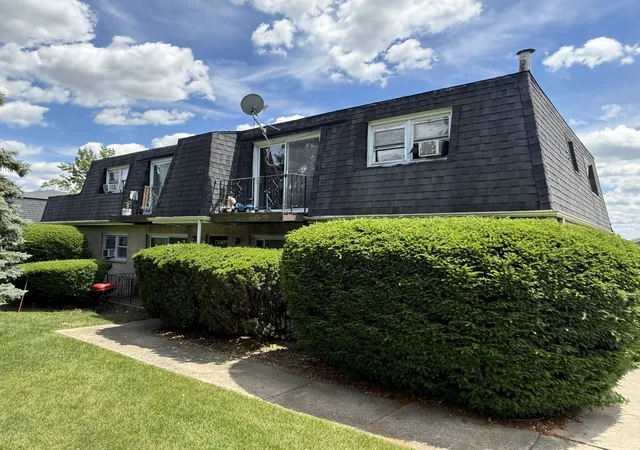 Photo 1 of Multi family home for sale at 9830 El Cameno Ln, Orland Park, IL 60462 | MLS# 12718878 | Listing updated on 2026-09-04