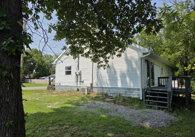 Listing Photo 4 - Condo for sale in building located at 1207 N Market St, Marion, IL 62959