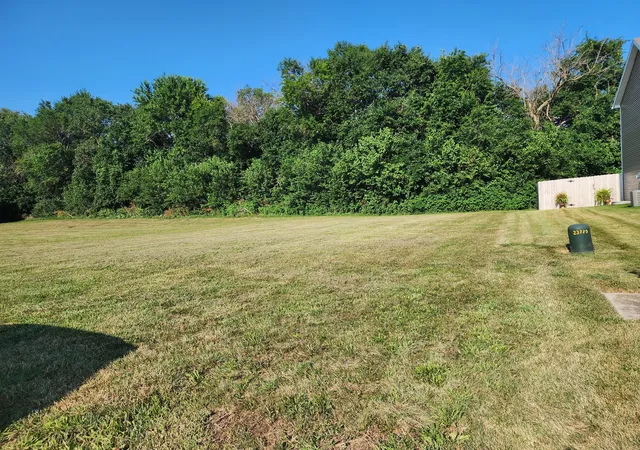 Photo 1 of Land for sale at 10 Lone Oak Ct, Bloomington, IL 61705 | MLS# 12718975 | Listing updated on 2026-08-04