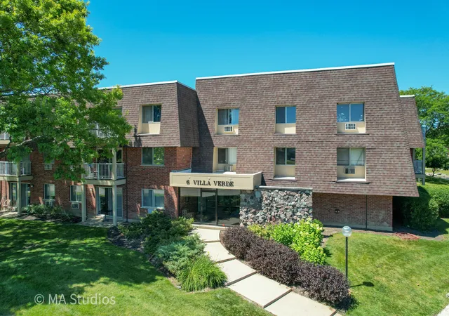 Photo 1 of Sale Pending at 6 Villa Verde Dr #201, Buffalo Grove, IL 60089 | MLS# 12718981 | Listing updated on 2026-08-28