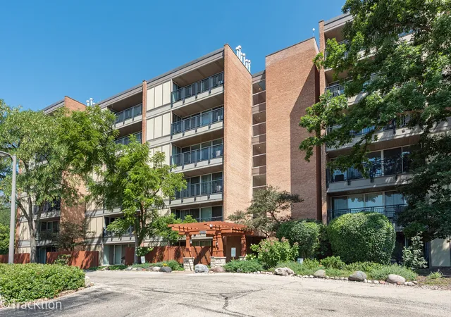 Photo 1 of Condo for sale at 5950 Oakwood Dr #1H, Lisle, IL 60532 | MLS# 12719019 | Listing updated on 2026-08-06