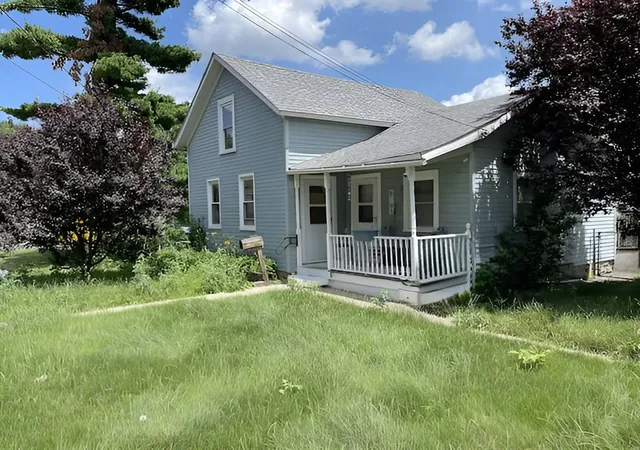 Photo 1 of Single family home for sale at 723 State St, Lemont, IL 60439 | MLS# 12719034 | Listing updated on 2026-08-09